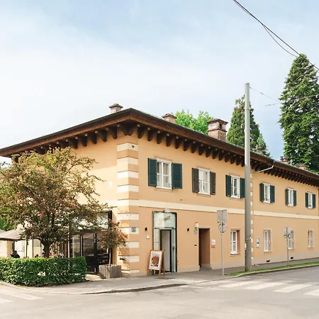 Yellow Flat By Grazrentals Vaulted Kitchen & Pet Friendly & Free Parking *