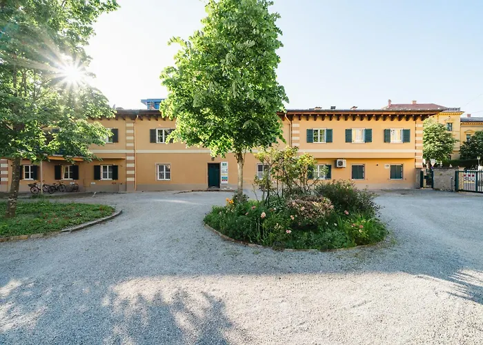 Yellow Flat By Grazrentals With Location & Free Parking * Graz